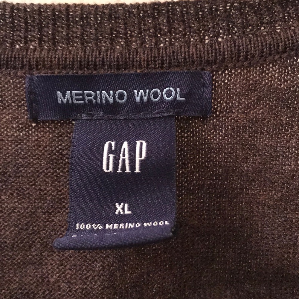 Gap - Picture 2 of 6